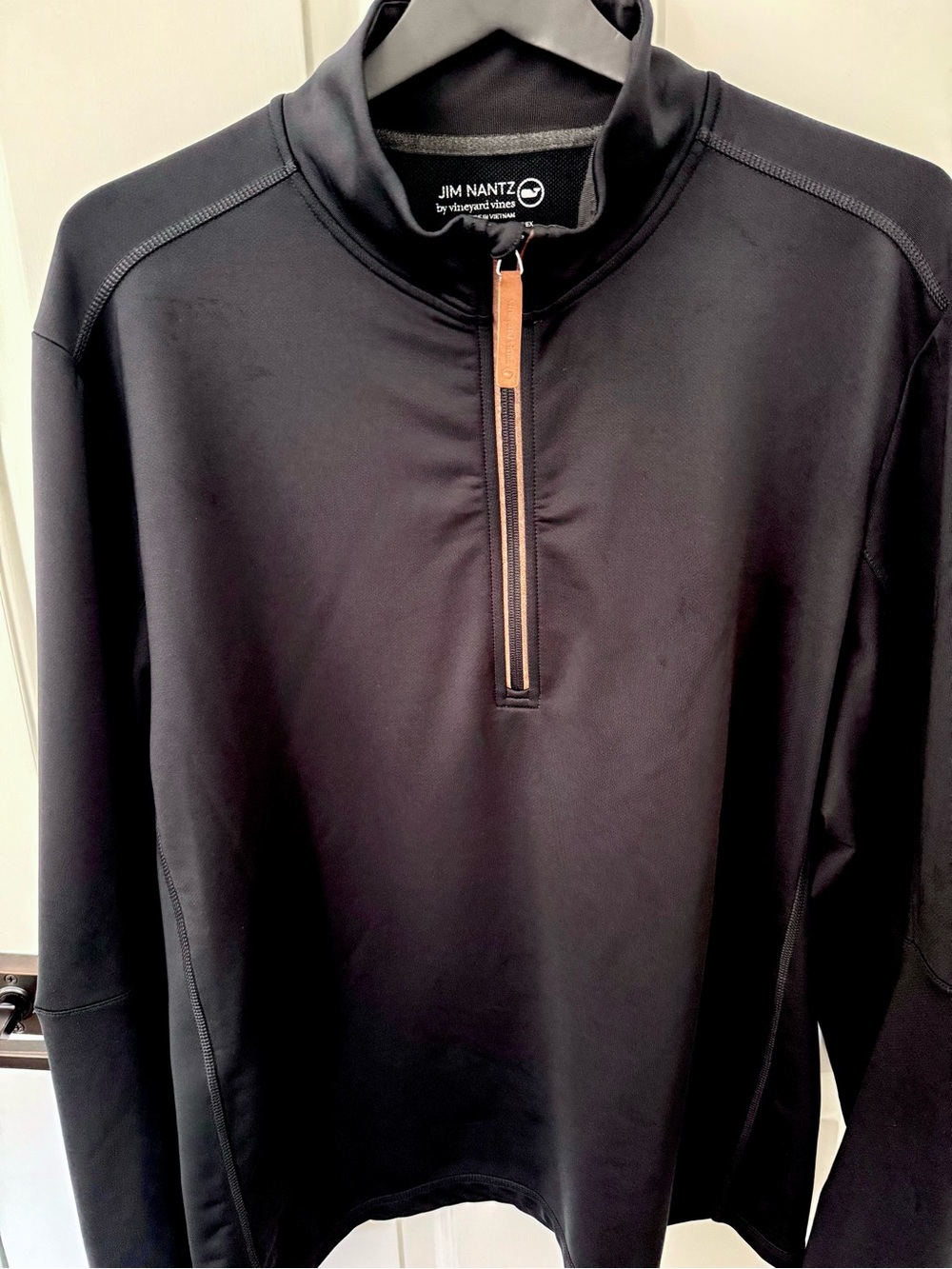 Vineyard Vines (Jim Nantz) Performance Men’s Black Quarter-Zip Pullover